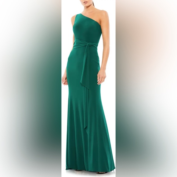 Mac Duggal | Dresses | Emerald Green One Shoulder Evening Gown Never Worn